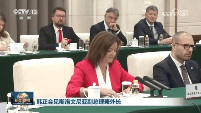 斯洛文尼亚击剑选手实力碾压